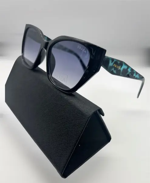 GAFAS PRADA NEGRA CON AZUL