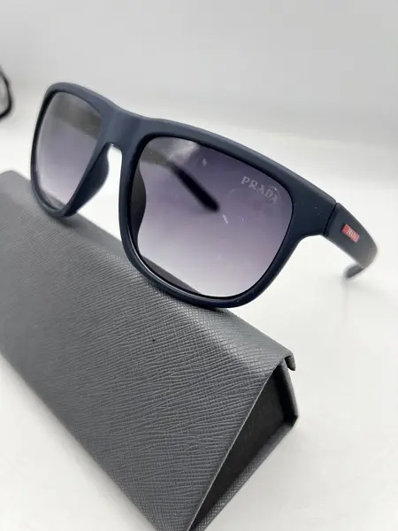 GAFAS PRADA NEGRA