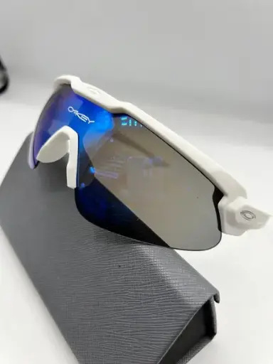 GAFAS OAKLEY BLANCA
